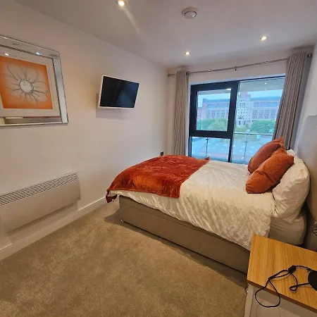 2-bedroom In Centre Διαμέρισμα
